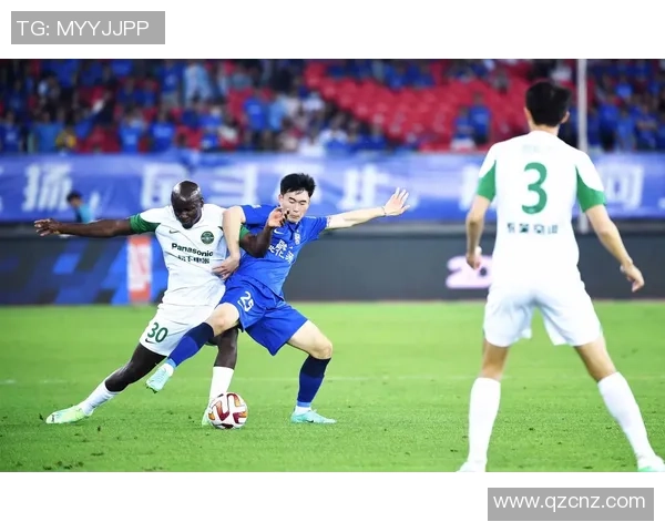 武汉足球队拼搏历程揭秘:从低谷到巅峰的奋斗之路